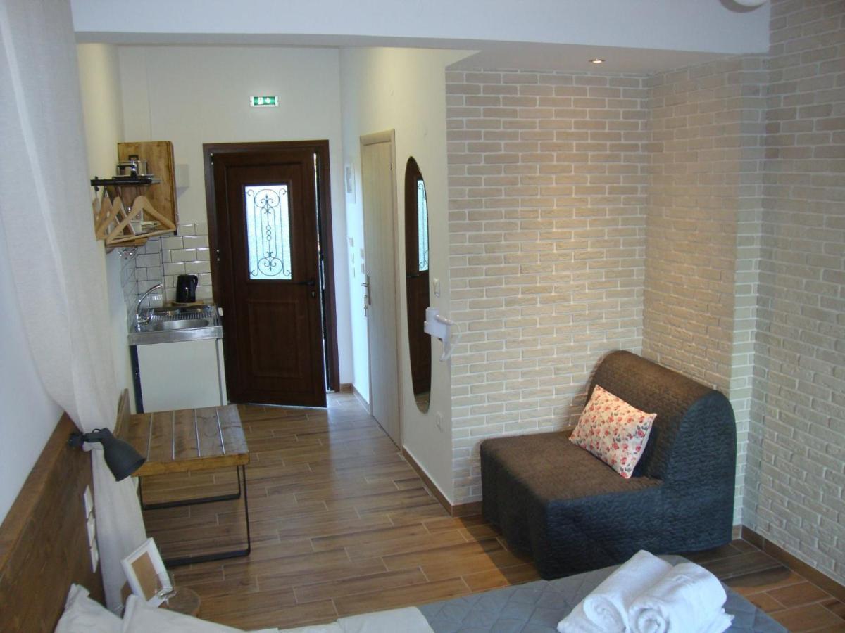 House Ekton Lejlighedshotel Pefkari Eksteriør billede